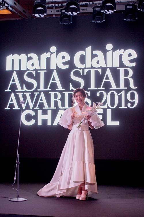 เจนนิษฐ์ ในวันรับรางวัล Rising star award จาก Marie Claire